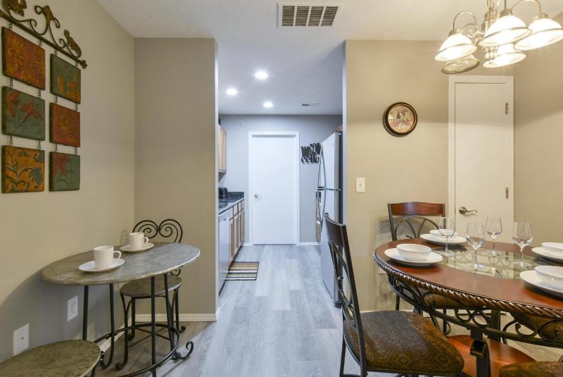 Three-Bedroom Condo image 1