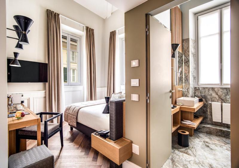 DBH - Boutique Hotel Lake Como - image 9