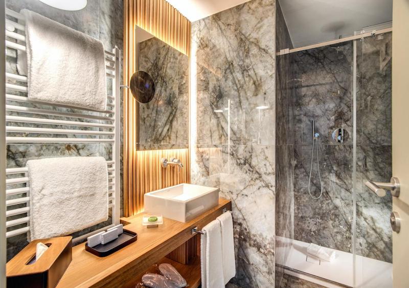 DBH - Boutique Hotel Lake Como - image 4