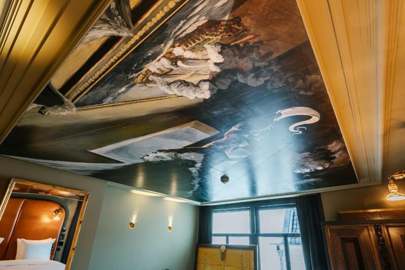 Boutique Hotel The Noblemen - image 2