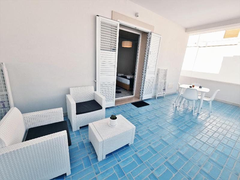 Double Room with Private Bathroom image 3