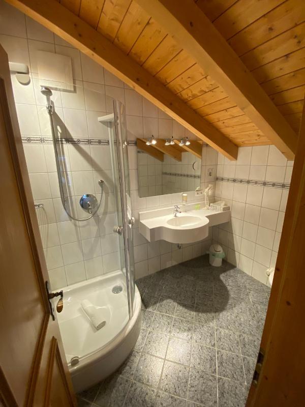 Comfort Single Room with Balcony image 2