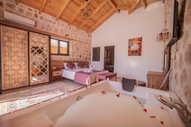 Zorlu - 2 Bedroom with jacuzzi in Kalkan - image 16