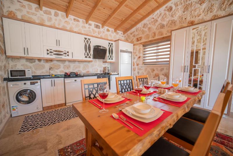 Zorlu - 2 Bedroom with jacuzzi in Kalkan - image 21