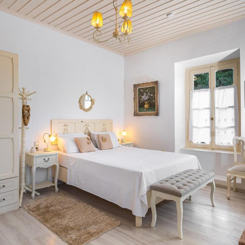Junior Suite with Sea View - Erato image 1