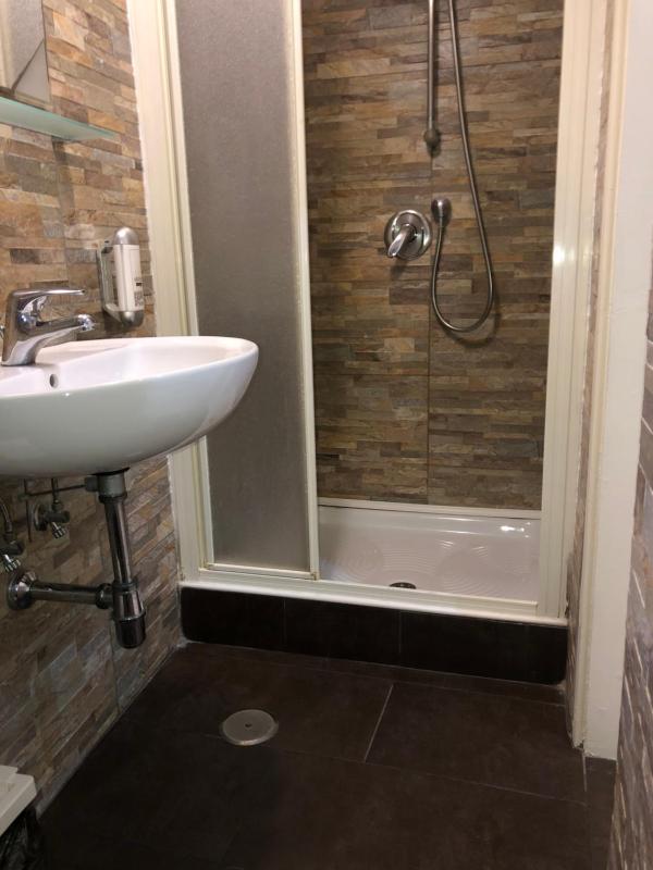 Economy Double Room image 2