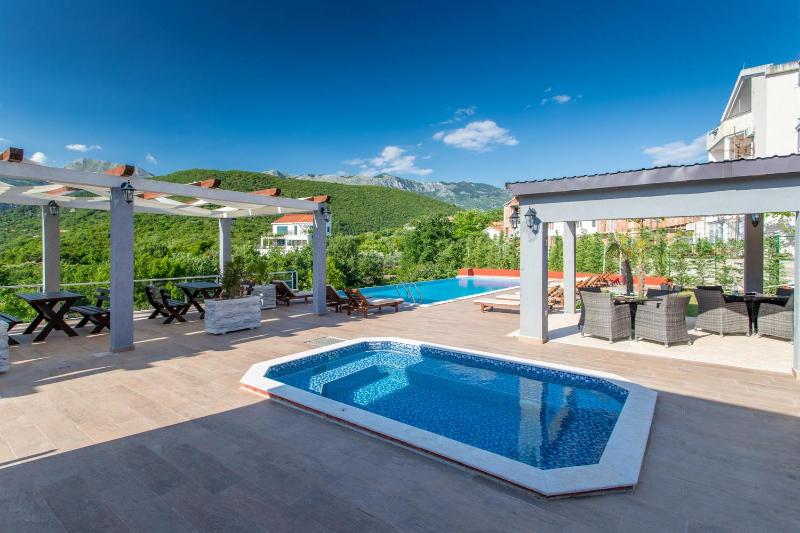 Three-Bedroom Apartment image 3