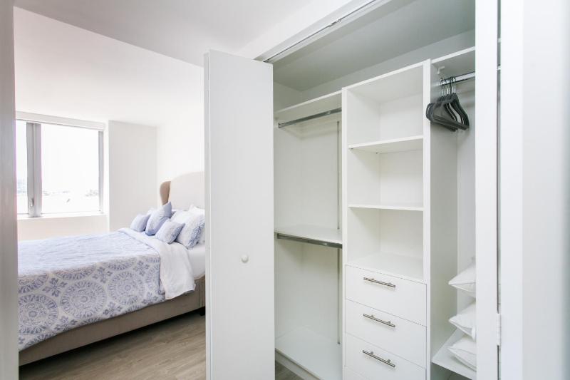 Three-Bedroom Beachwalk Resort Apartment - image 3
