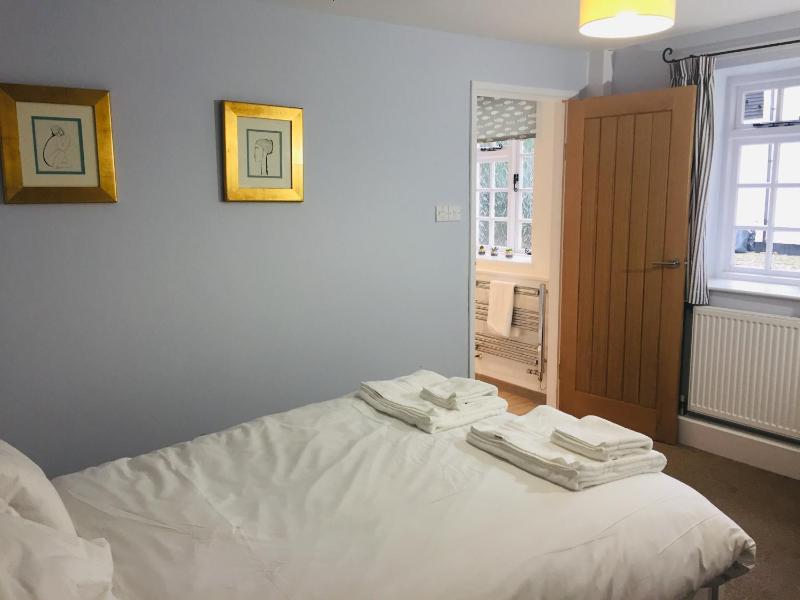 Three-Bedroom House image 4