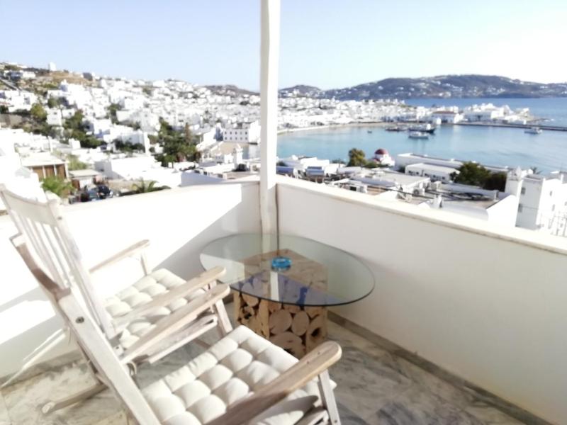 Two-Bedroom Apartment with Sea View image 1