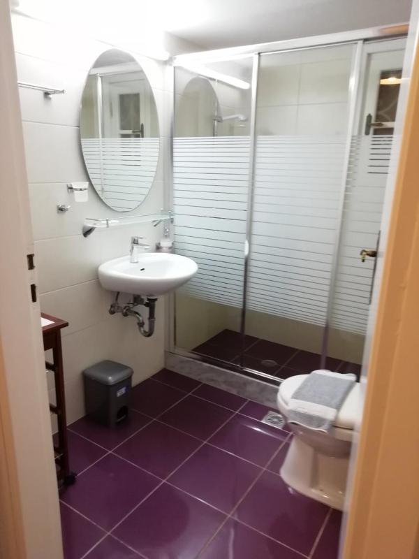 Two-Bedroom Apartment with Sea View image 3