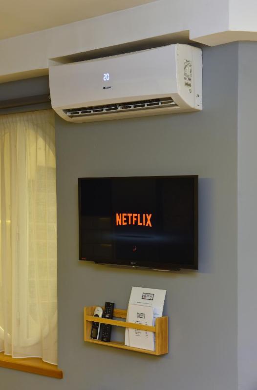 Standard Double or Twin Room image 1