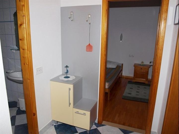 Seaview Apartment Bol (3417-5) - image 2