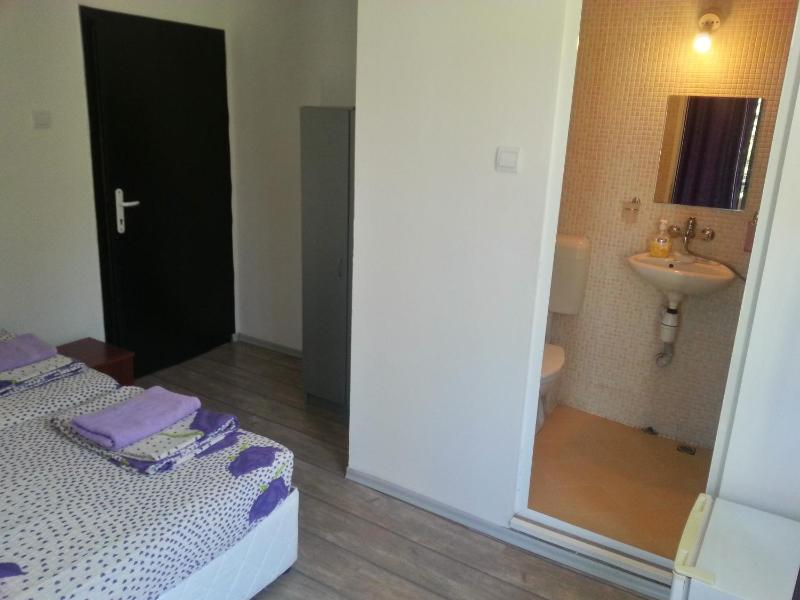 Double or Twin Room with Balcony image 2
