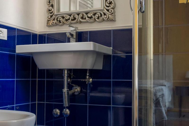 Double Room with Private Bathroom image 2