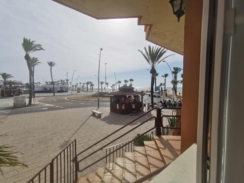 Apartamentos Sanlúcar Beach 2 y 3 - image 19