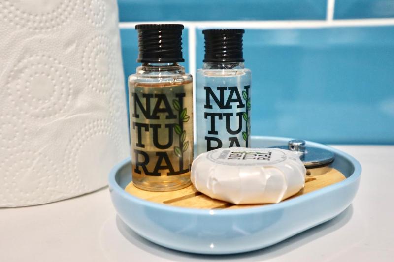 Deluxe Double Room with Balcony image 2