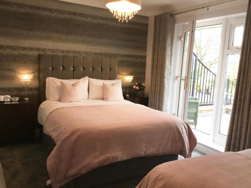 Room 4  image 1