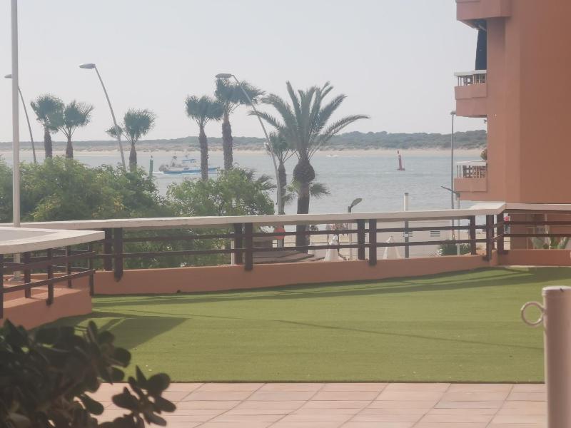 Apartamentos Sanlúcar Beach 4 y 5 - image 14