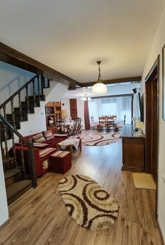 Double Room with Extra Bed image 1