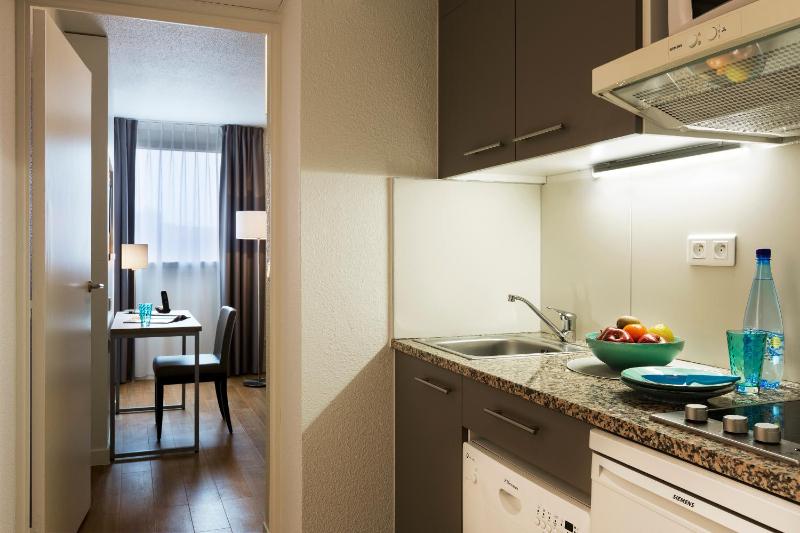 Citadines Wilson Toulouse - image 21