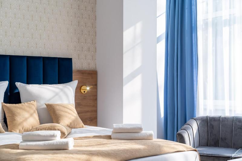 Helios Aparthotel - image 8
