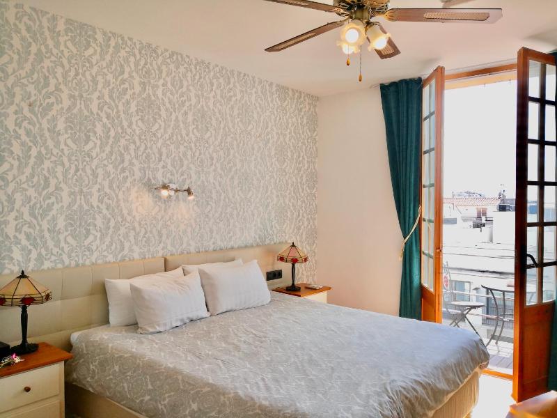 Privat Hotel Liberty Sitges - image 21