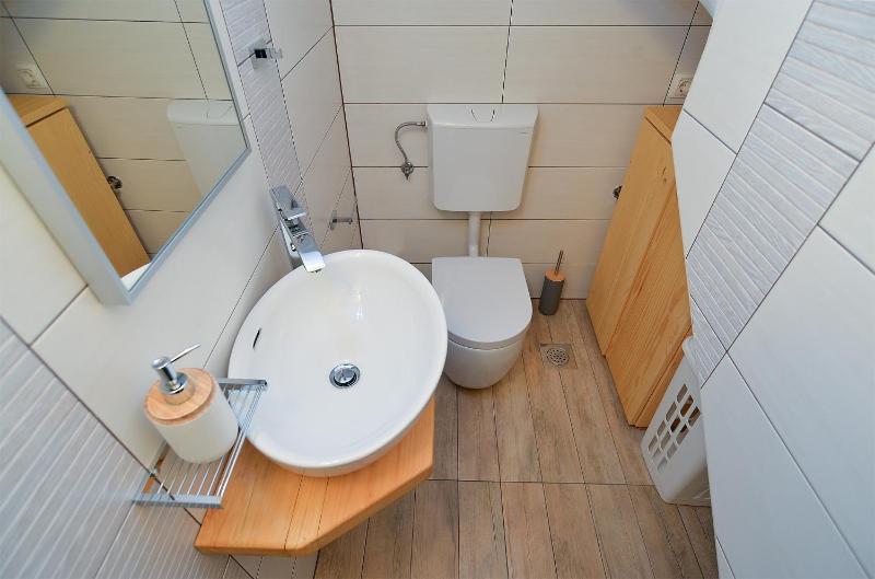 Holiday home 989 - image 8