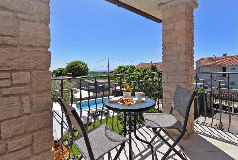 Holiday home 989 - image 26