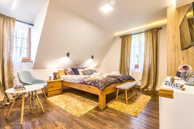  Superior King Room image 1