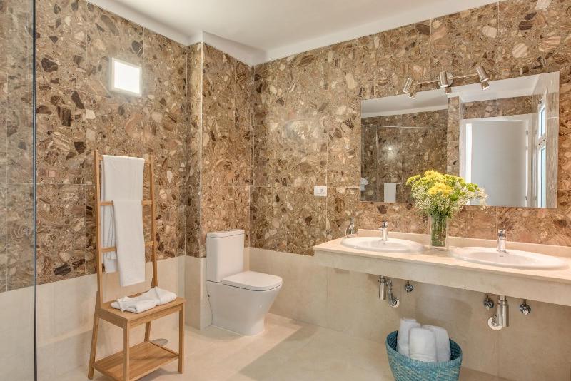Two-Bedroom Villa with Private Pool image 3