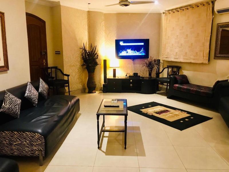 2 Bed Flat - Sleeps 6 - Pets - Parking - Wifi - image 5