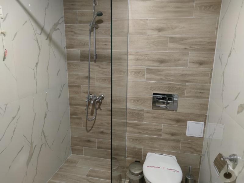 Double or Twin Room without Balcony image 4