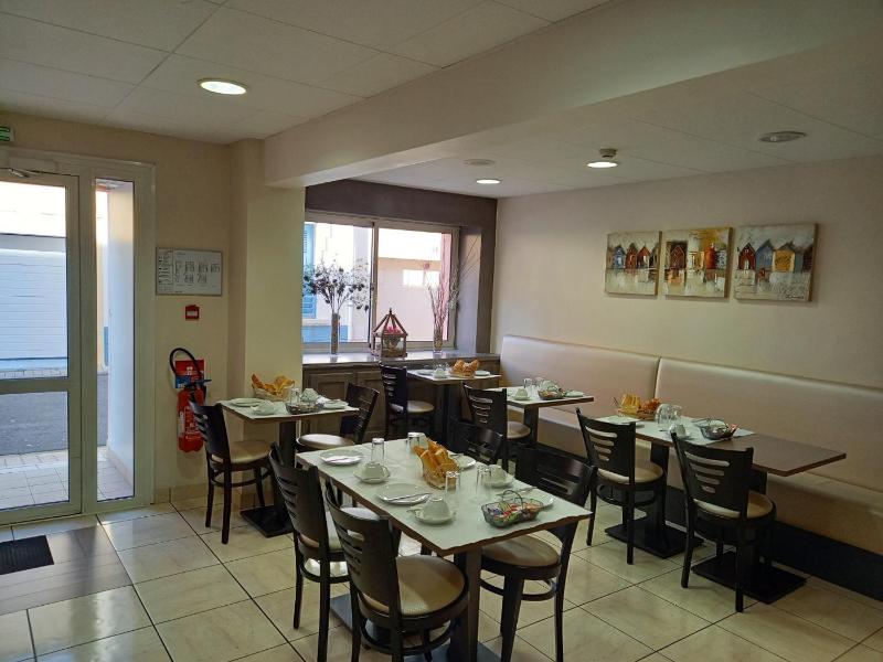 Hôtel SABLES D'O et son restaurant LE 16 BIS - image 34