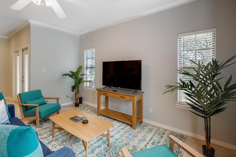 Two-Bedroom House image 3