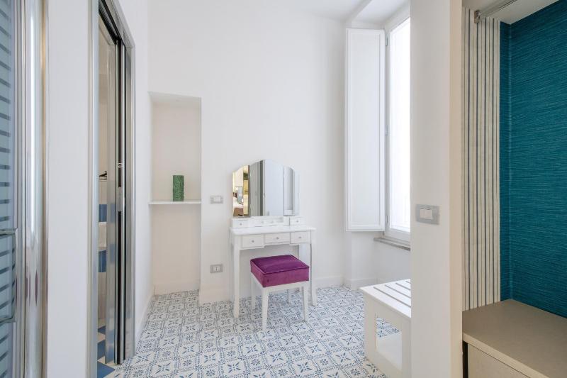 Deluxe Junior Suite image 2