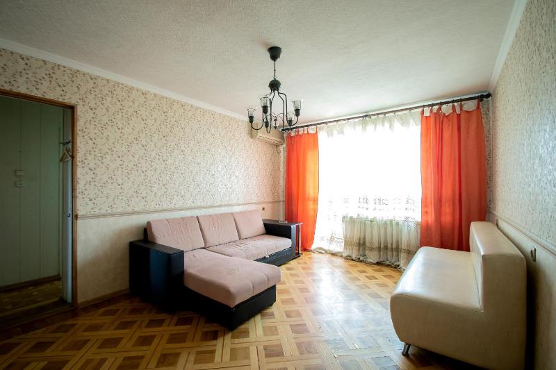 One-Bedroom Apartment image 2
