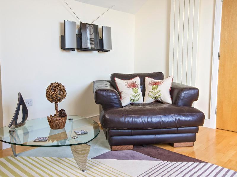 Ocean View Apartment - image 20