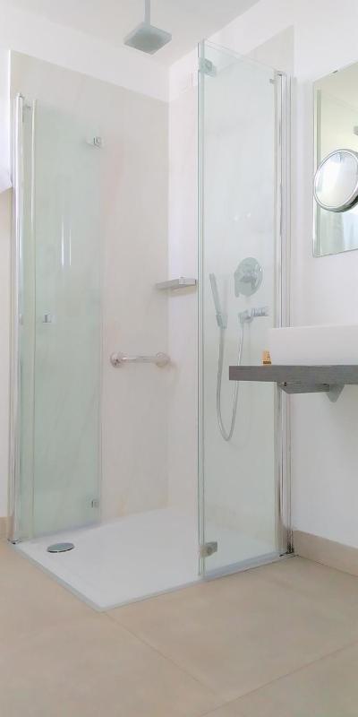 Superior Triple Room (2 Adults + 1 Child) image 4