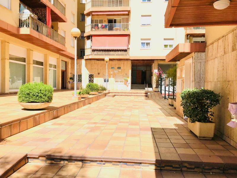 Modern and design studio near the beach with large swimming pools - image 36