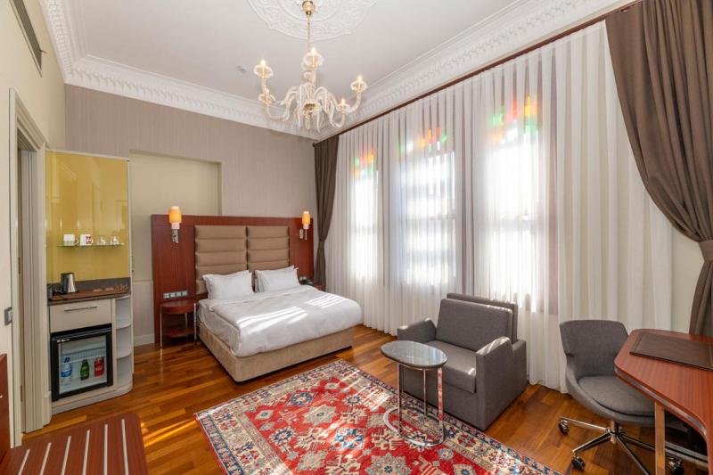 Standard Double Room image 2