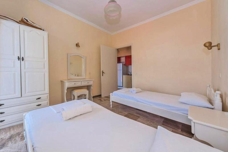 Two-Bedroom Apartment image 4
