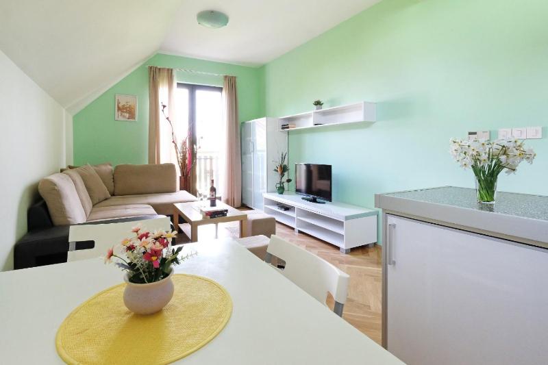Apartment image 1