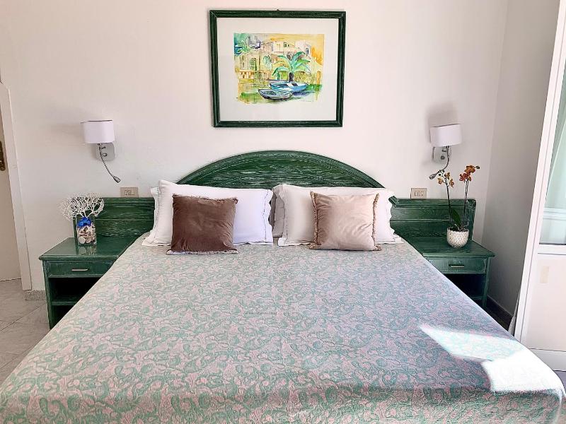 Economy Double or Twin Room image 3