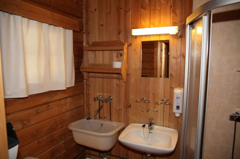 Two-Bedroom Cottage image 3