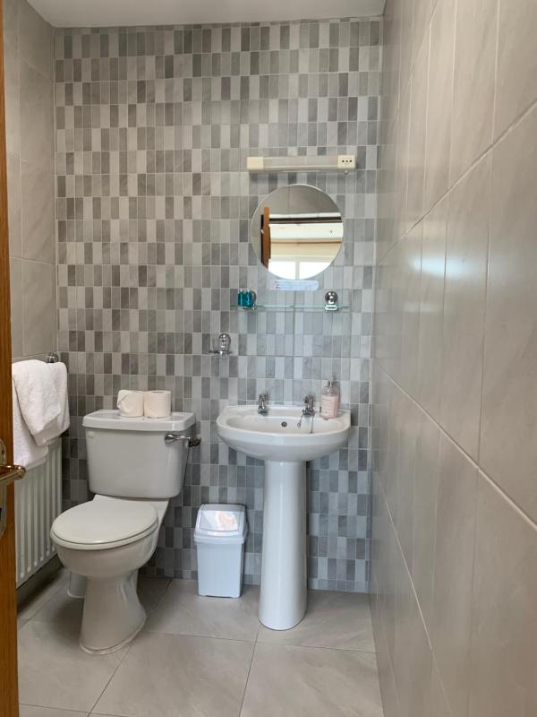 Double Room with Sea View image 4