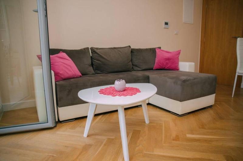 PETRA STUDIO - image 16