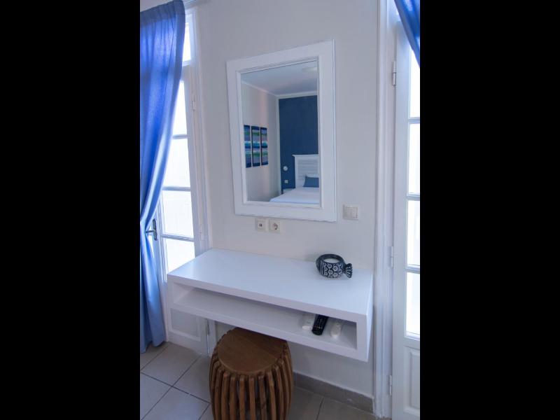 Two-Bedroom Studio with Balcony image 3