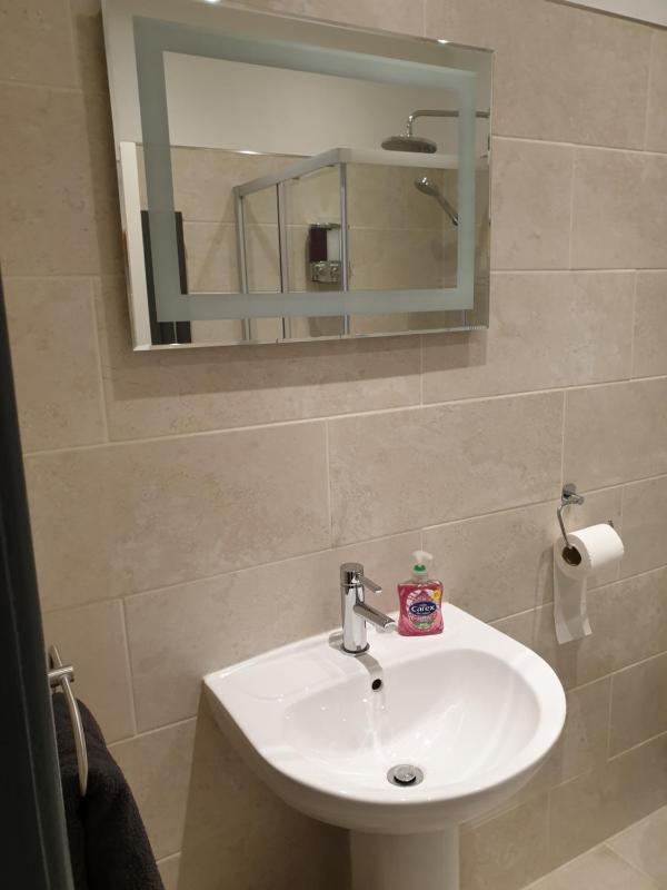 Comfort Triple Room with Shower image 2