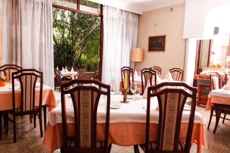 Rubin Kitchen&Wine Rooms - image 40